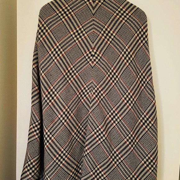 ZARA CAPE - Picture 3 of 4